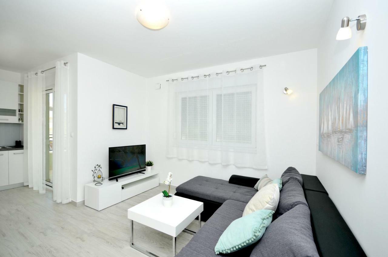 Apartments Town トロギール エクステリア 写真