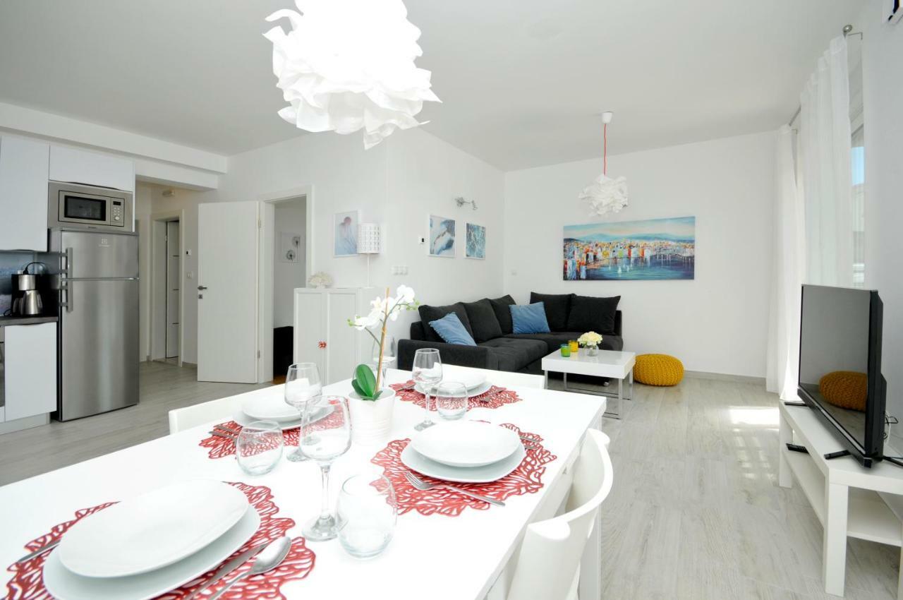Apartments Town トロギール エクステリア 写真