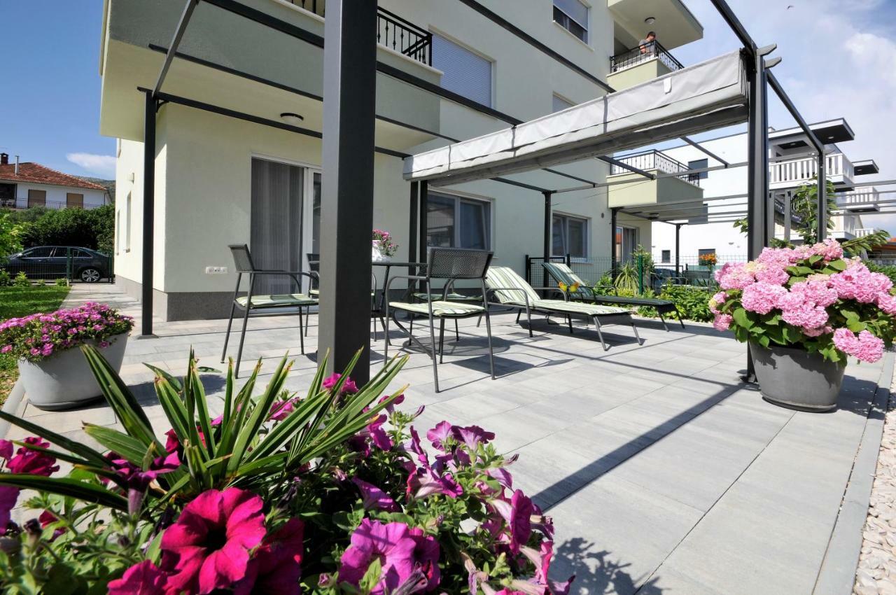 Apartments Town トロギール エクステリア 写真