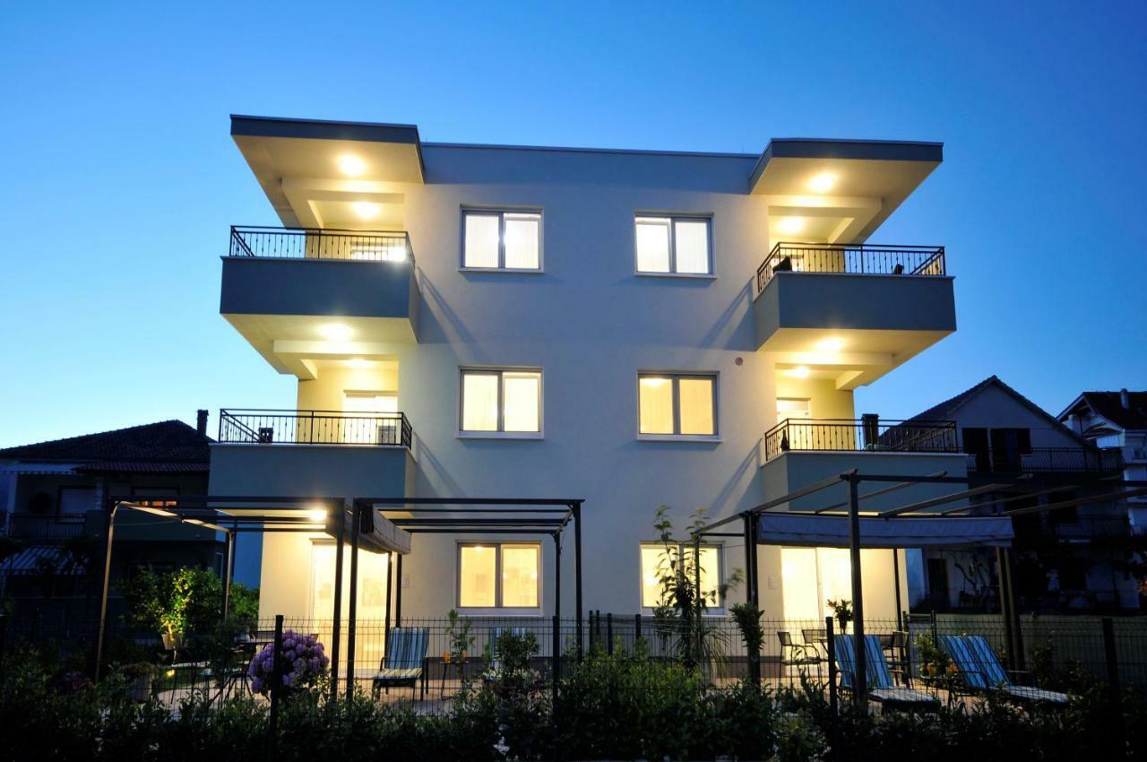 Apartments Town トロギール エクステリア 写真